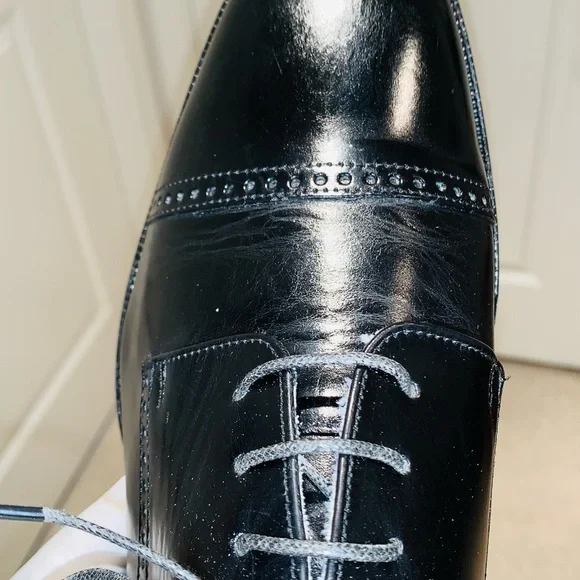 Giorgio Brutini Leather Brogue Cap Toe Oxfords. - Picture 12 of 14